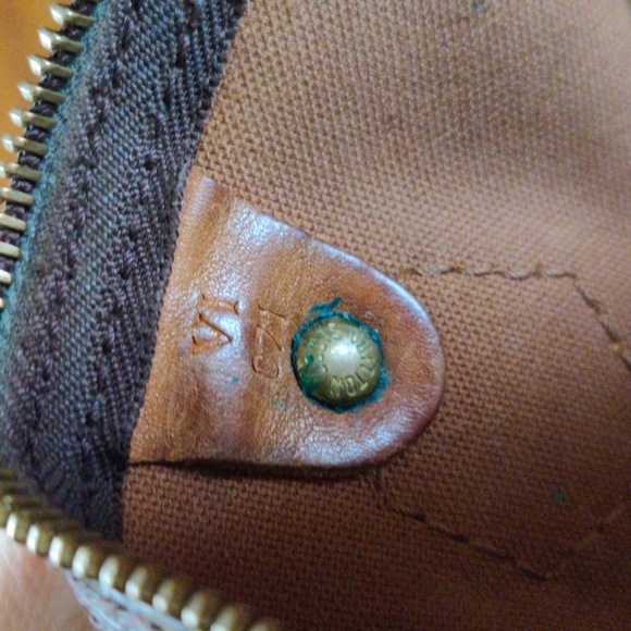 Vintage Louis Vuitton Speedy 30 - Picture 14 of 14